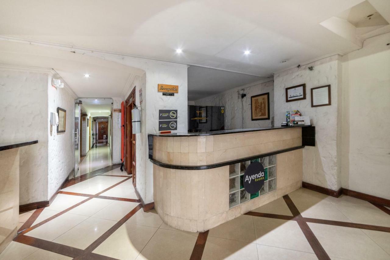 Ayenda 1223 Porton De La 10 Hotel Меделин Екстериор снимка